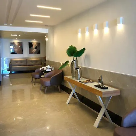 Magnifico Apartamento: Beachfront Charm with 3 AC Rooms & 4 Balconies Guarapari Exterior photo