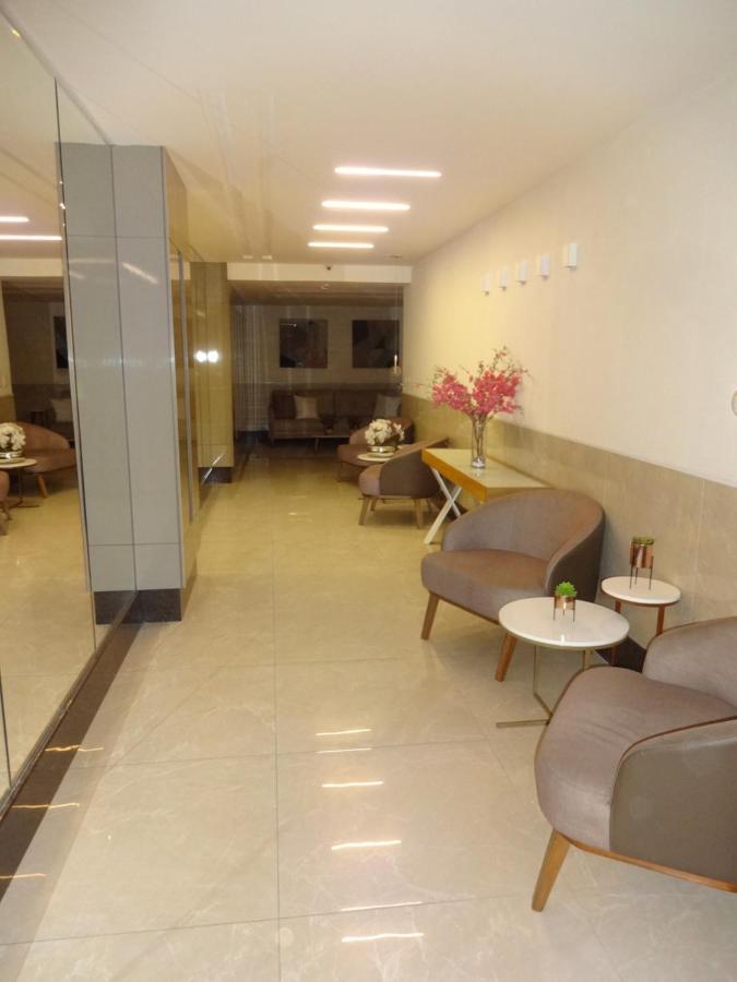 Magnifico Apartamento: Beachfront Charm With 3 Ac & 4 Balconies Apartment Guarapari