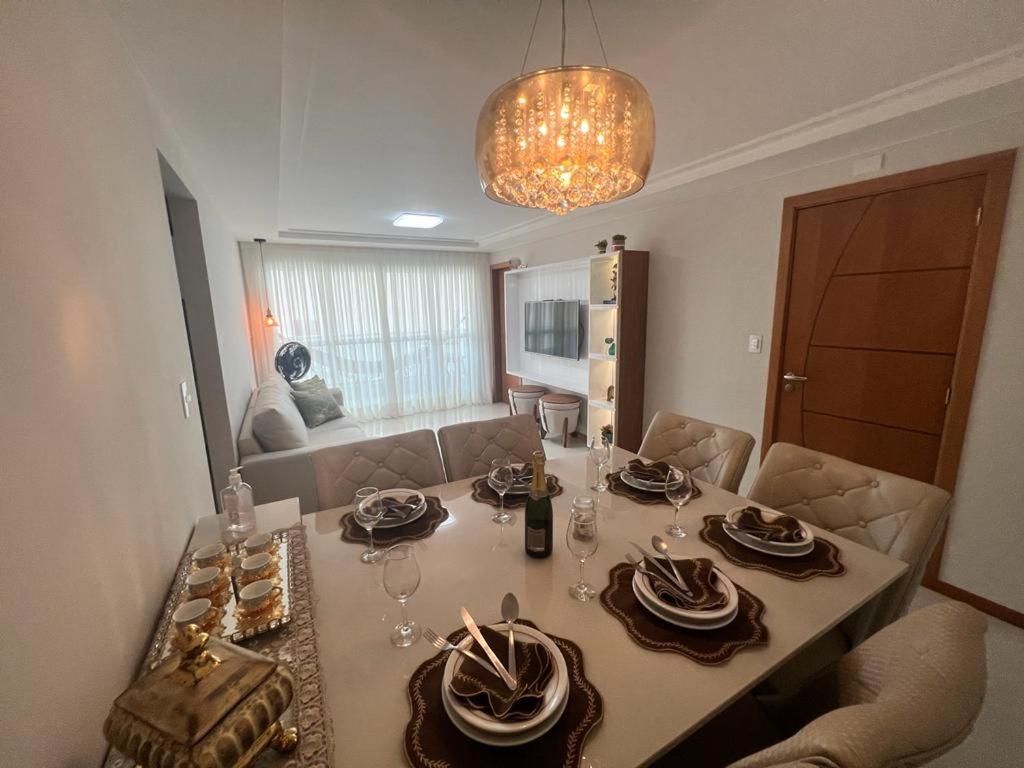 Magnifico Apartamento: Beachfront Charm With 3 Ac & 4 Balconies Apartment