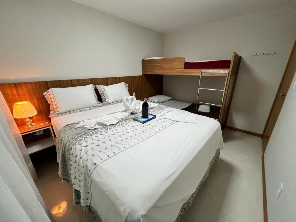 Magnifico Apartamento: Beachfront Charm With 3 Ac & 4 Balconies